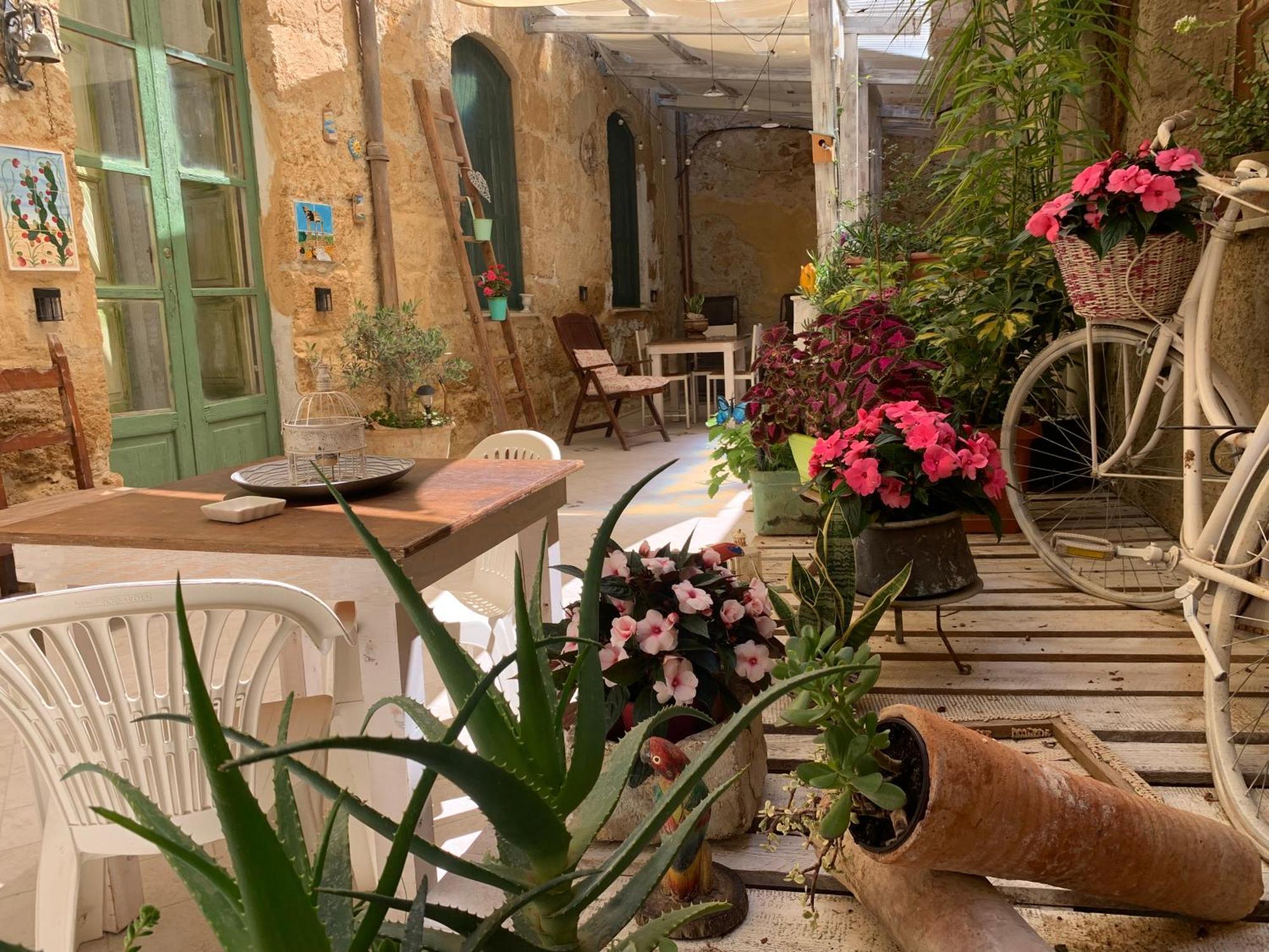 Il Vecchio Cortile Apartment Агридженто Екстериор снимка