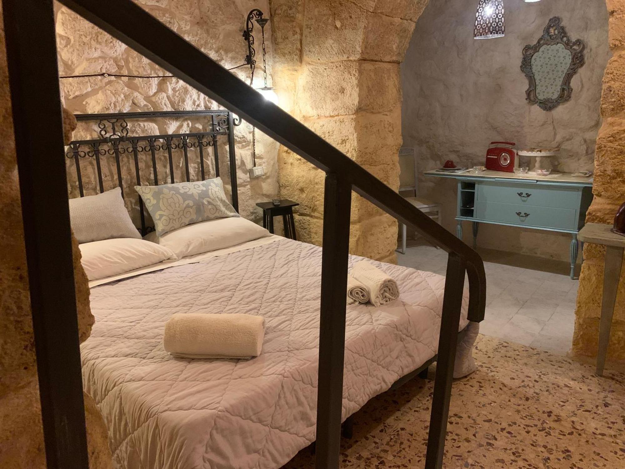 Il Vecchio Cortile Apartment Агридженто Екстериор снимка